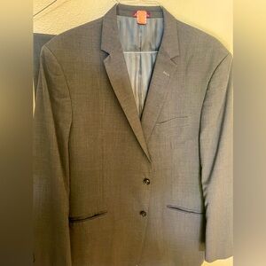 Used Men’s Suit, Size 46L